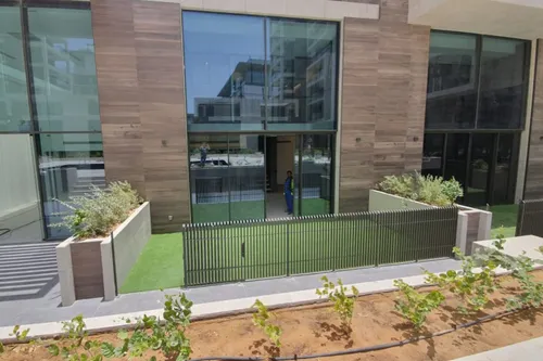 2 Bedrooms Apartment in The Terraces North