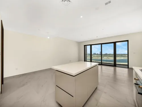 2 Bedrooms Apartment in Creek Vistas Grande