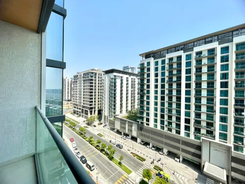 2 Bedrooms Apartment in One Park Avenue