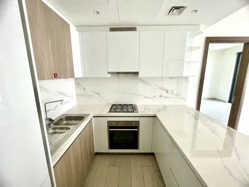 2 Bedrooms Apartment in One Park Avenue