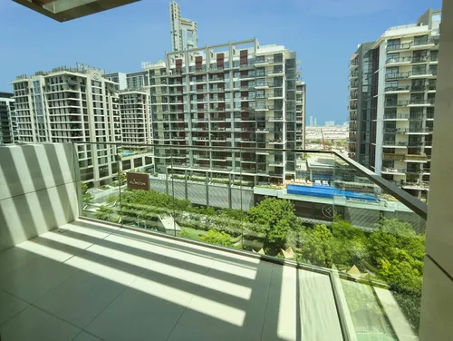 2 Bedrooms Apartment in The Terraces North