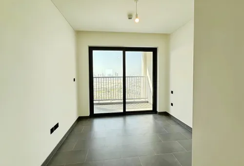 2 Bedrooms Apartment in The Crest Tower B
