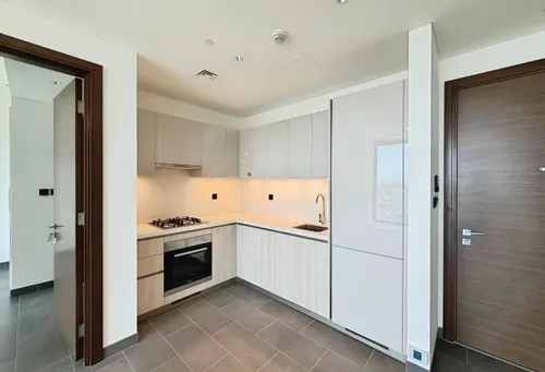 2 Bedrooms Apartment in The Crest Tower B