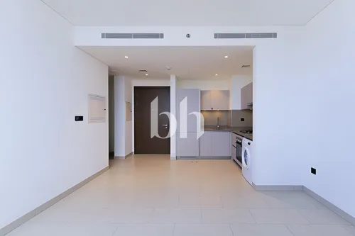 1 BR | Burj Views | Unfurnished |Negotiable