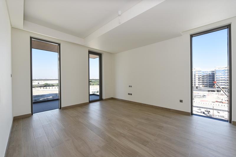 2 Bedrooms Apartment in Hartland Greens 1