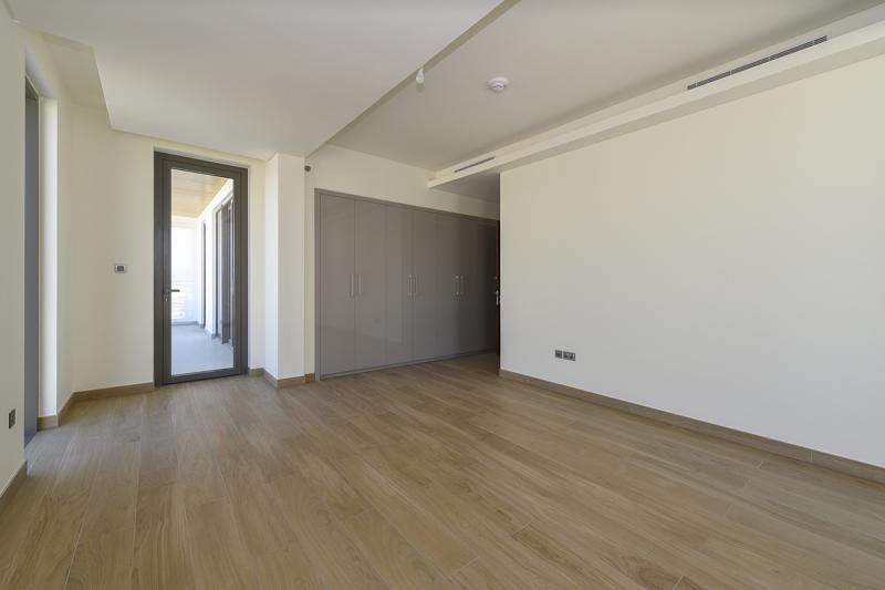 2 Bedrooms Apartment in Hartland Greens 1