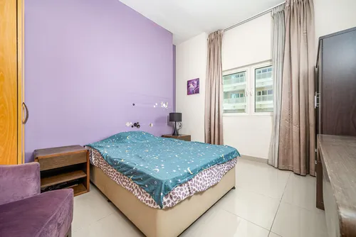 3 Bedrooms Apartment in Suburbia Tower 1