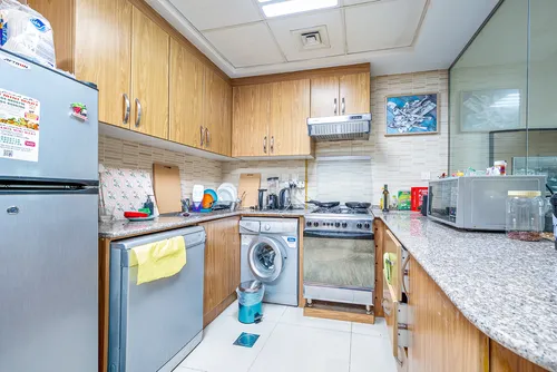 3 Bedrooms Apartment in Suburbia Tower 1