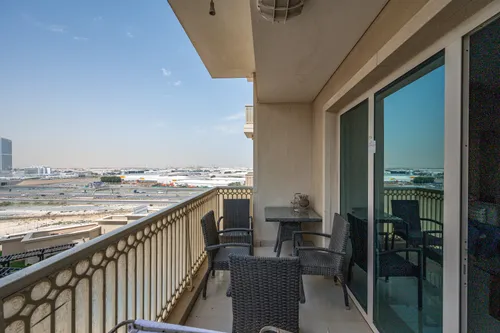 3 Bedrooms Apartment in Suburbia Tower 1