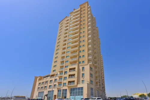 3 Bedrooms Apartment in Suburbia Tower 1