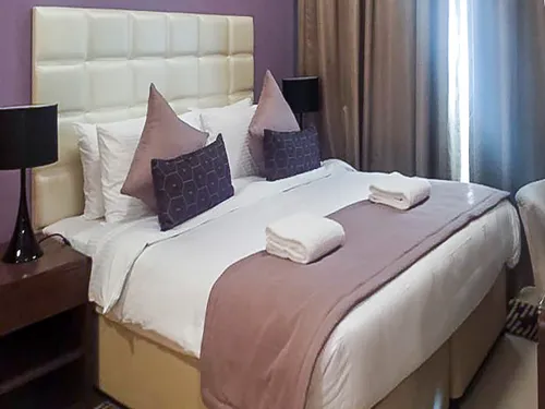 3 Bedrooms Apartment in Suburbia Tower 1