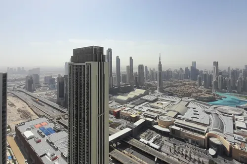 3 Bedrooms Apartment in Downtown Views II Tower 1