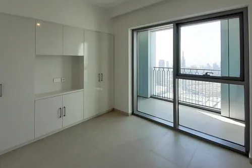 3 Bedrooms Apartment in Downtown Views II Tower 1