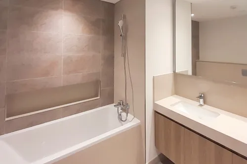 3 Bedrooms Apartment in Downtown Views II Tower 1