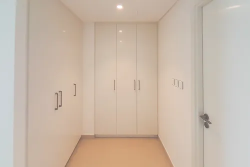 3 Bedrooms Apartment in Downtown Views II Tower 1