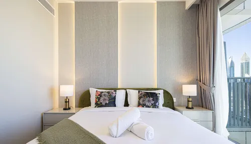 3 Bedrooms Apartment in Downtown Views II Tower 1