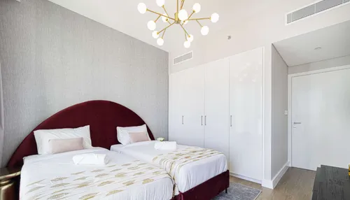 3 Bedrooms Apartment in Downtown Views II Tower 1