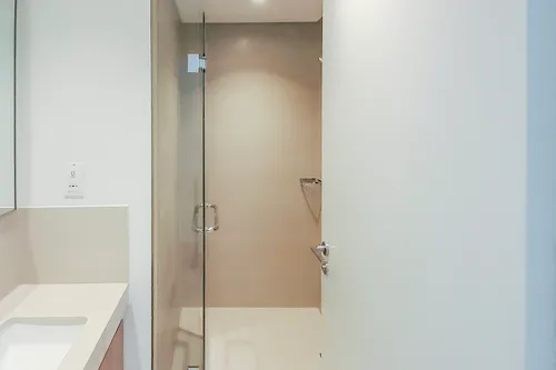 2 Bedrooms Apartment in Downtown Views II Tower 3