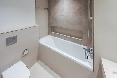 2 Bedrooms Apartment in Downtown Views II Tower 3