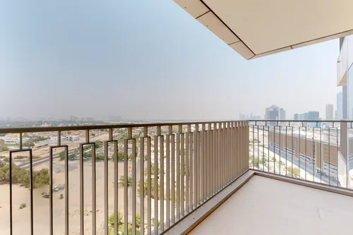 2 Bedrooms Apartment in Downtown Views II Tower 3