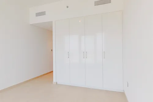 2 Bedrooms Apartment in Downtown Views II Tower 3