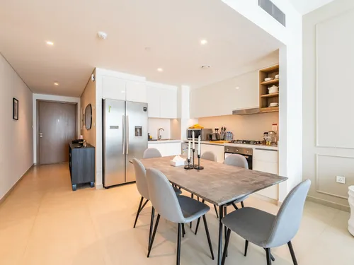 2 Bedrooms Apartment in Downtown Views II Tower 1