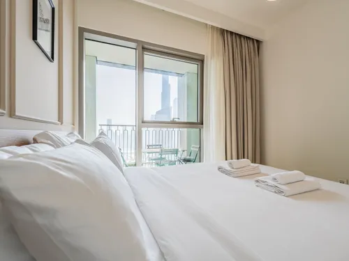 2 Bedrooms Apartment in Downtown Views II Tower 1