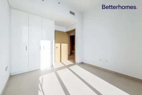 3 Bedrooms Apartment in Downtown Views