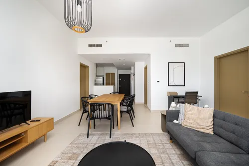 2 Bedrooms Apartment in Downtown Views