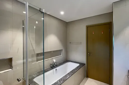 2 Bedrooms Apartment in Downtown Views