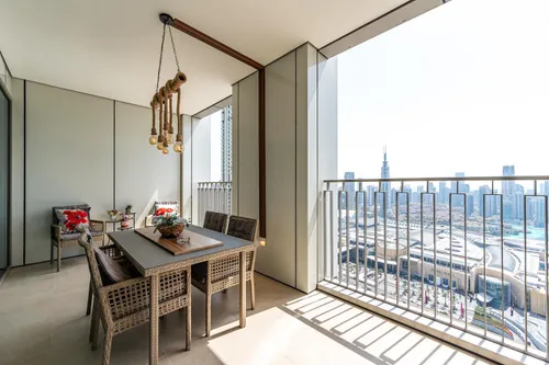 3 Bedrooms Apartment in Downtown Views II Tower 1