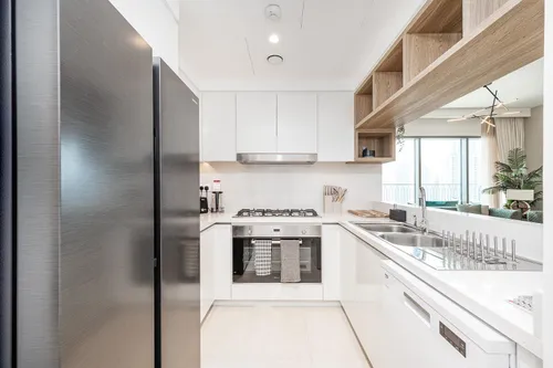 3 Bedrooms Apartment in Downtown Views II Tower 1