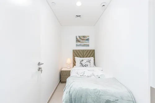 3 Bedrooms Apartment in Downtown Views II Tower 1