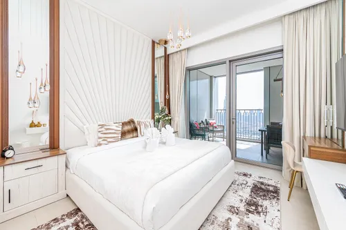3 Bedrooms Apartment in Downtown Views II Tower 1