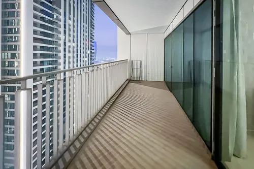 3 Bedrooms Apartment in Downtown Views II Tower 2