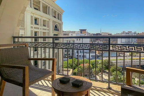 3 Bedrooms Apartment in Palazzo Versace