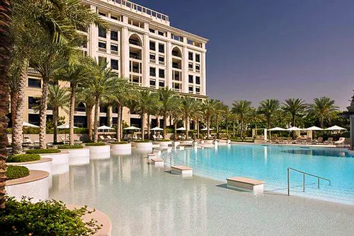 3 Bedrooms Apartment in Palazzo Versace