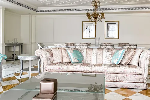 3 Bedrooms Apartment in Palazzo Versace