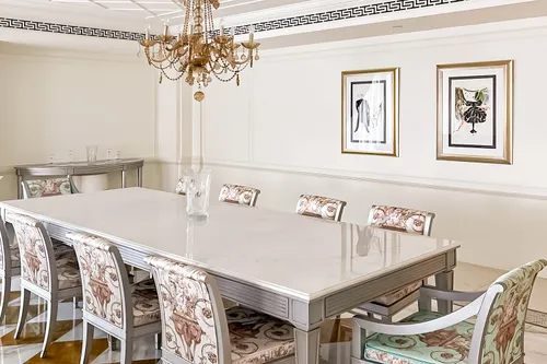 3 Bedrooms Apartment in Palazzo Versace