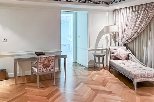 3 Bedrooms Apartment in Palazzo Versace