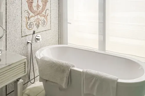 3 Bedrooms Apartment in Palazzo Versace