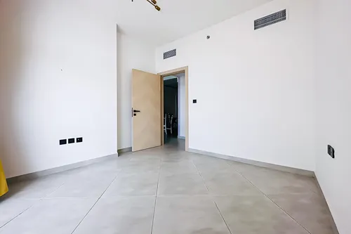 3 Bedrooms Apartment in Binghatti Avenue