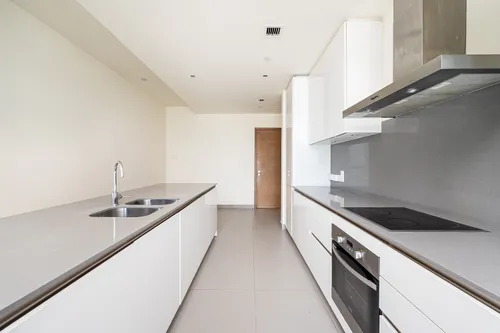 4 Bedrooms Apartment in Building 20, City Walk