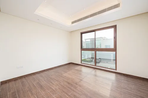 4 Bedrooms Townhouse in Grand Views