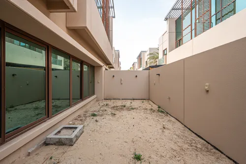 4 Bedrooms Townhouse in Grand Views
