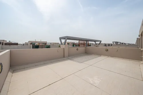 4 Bedrooms Townhouse in Grand Views