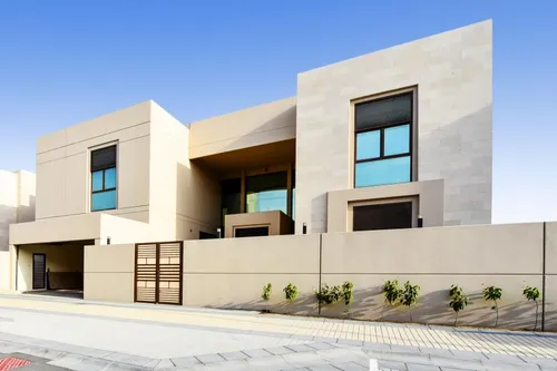 5 Bedrooms Villa in Millennium Estates
