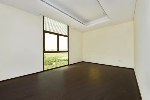 5 Bedrooms Villa in Millennium Estates