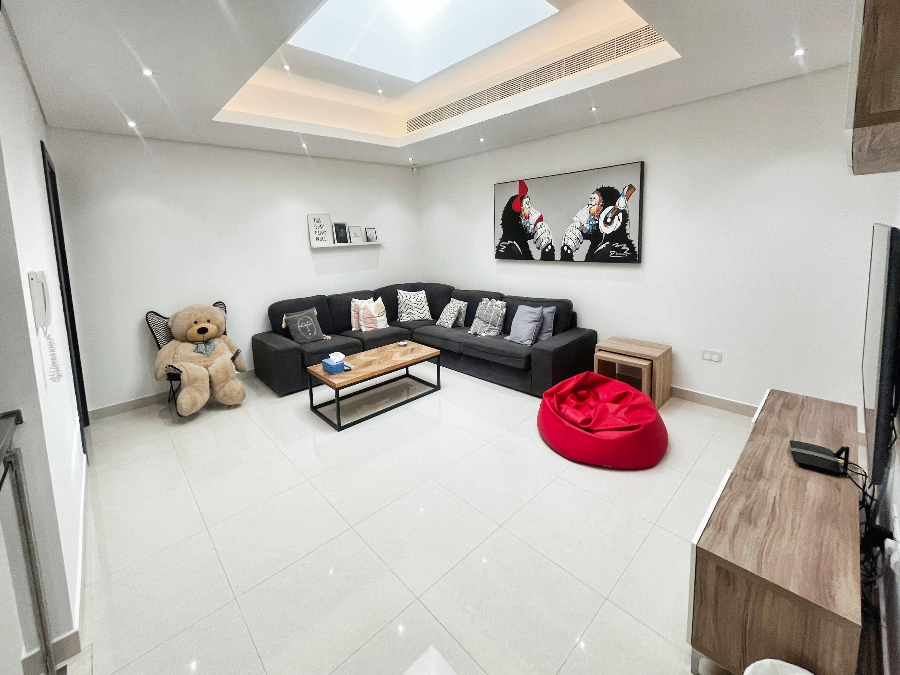 4 Bedrooms Townhouse in Grand Views