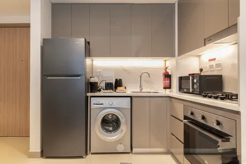 1 Bedroom Apartment in Azizi Gardens